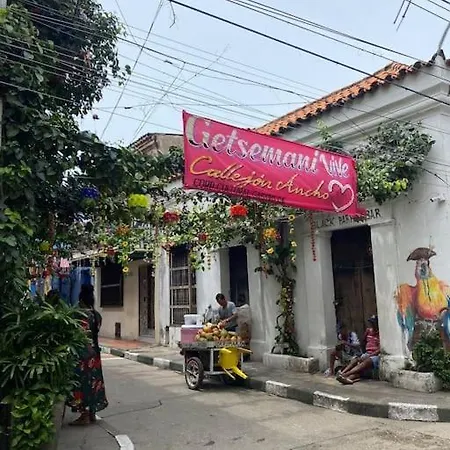 Apto En Getsemani. Donde Mayo Apartamento